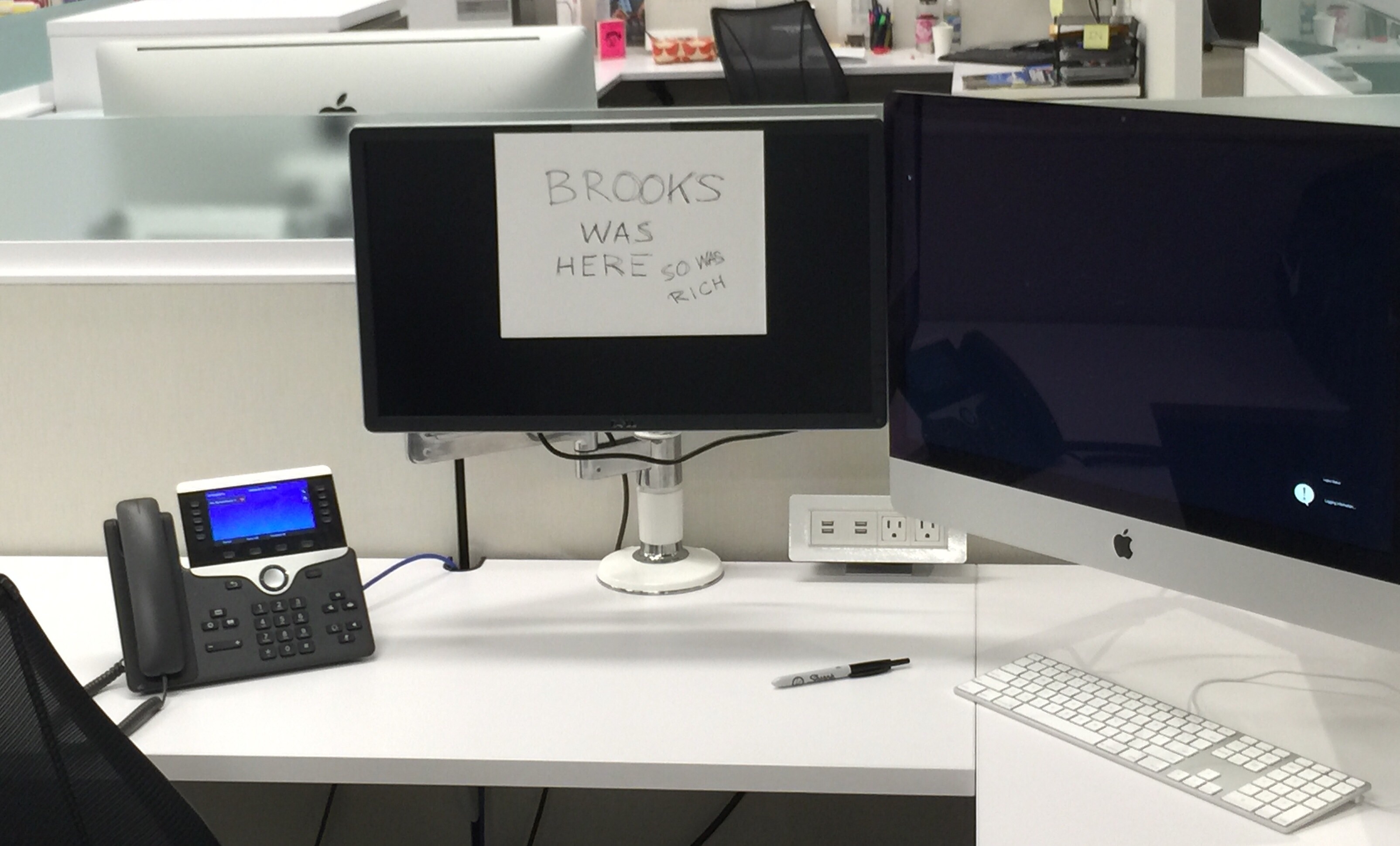 50+ hilarious memes to say goodbye to your workplace